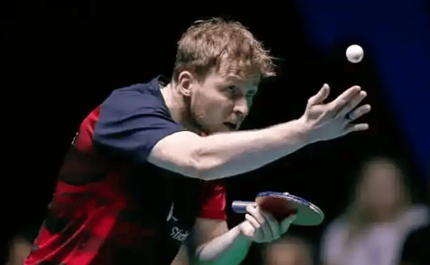 杰出代表人 杰出代表人