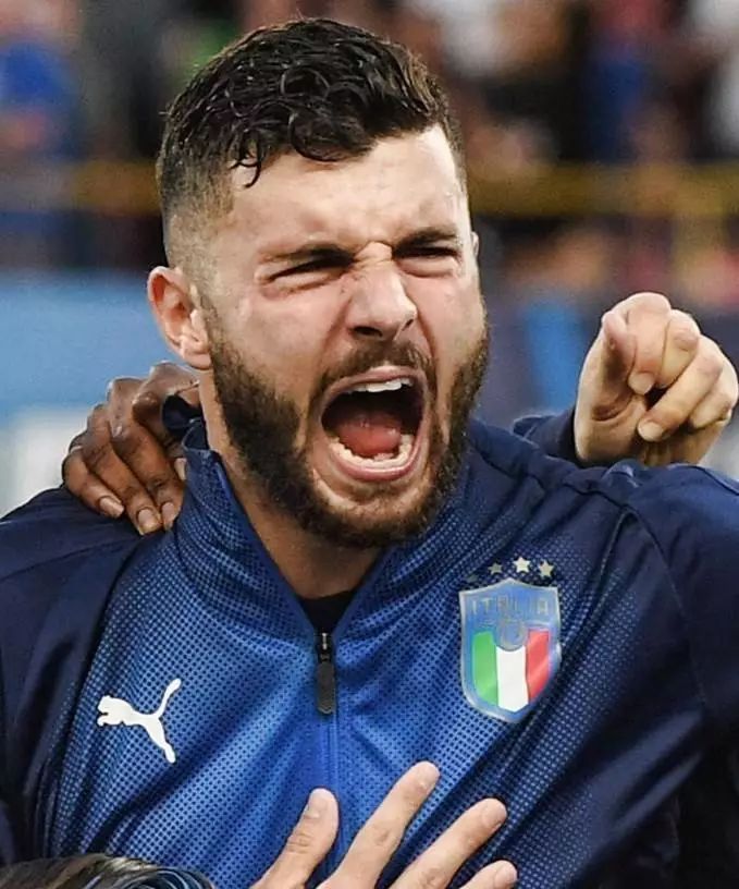 在场上展现 在场上展现