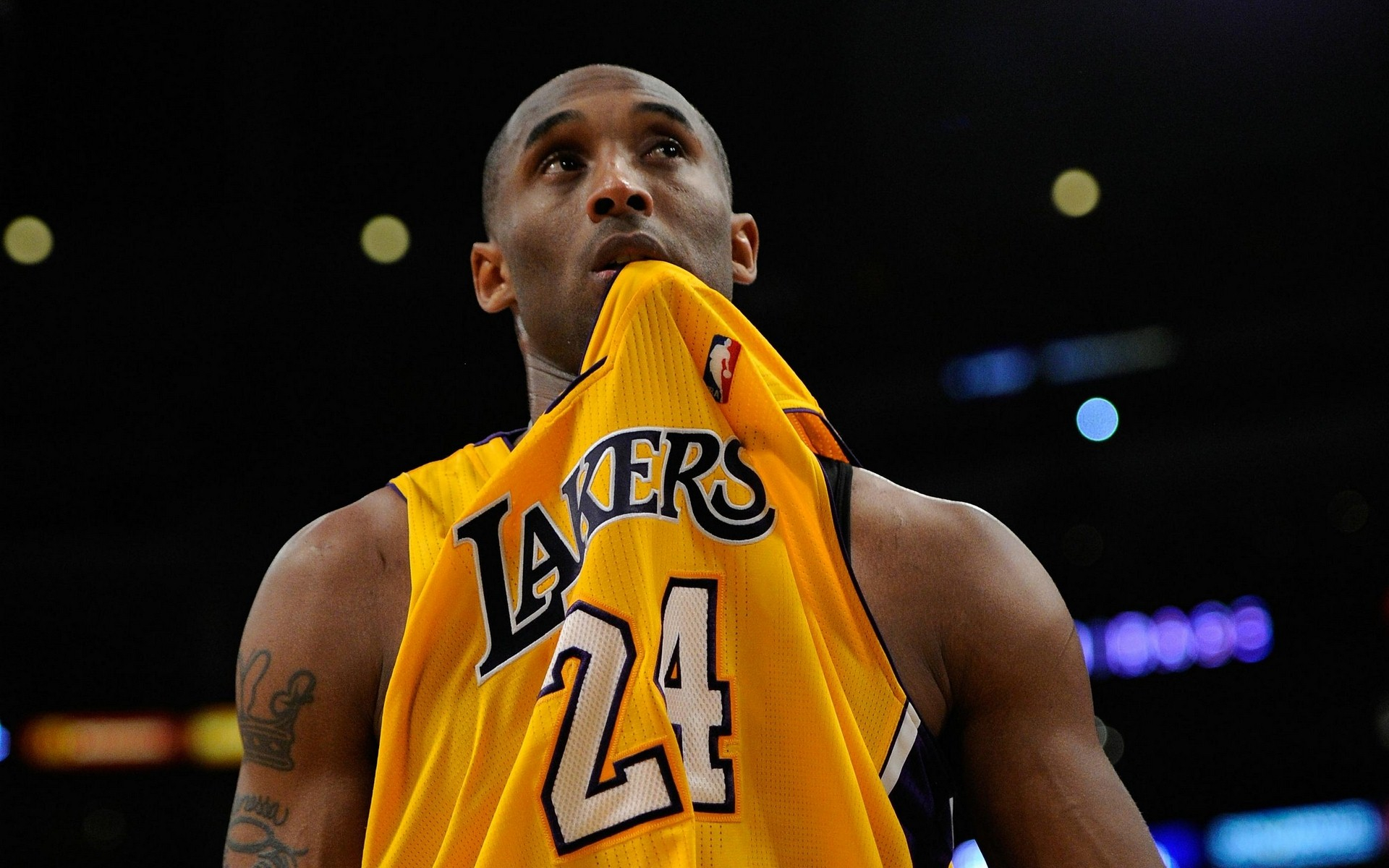 打破利兹联 打破利兹联