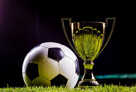 这场比赛的 这场比赛的