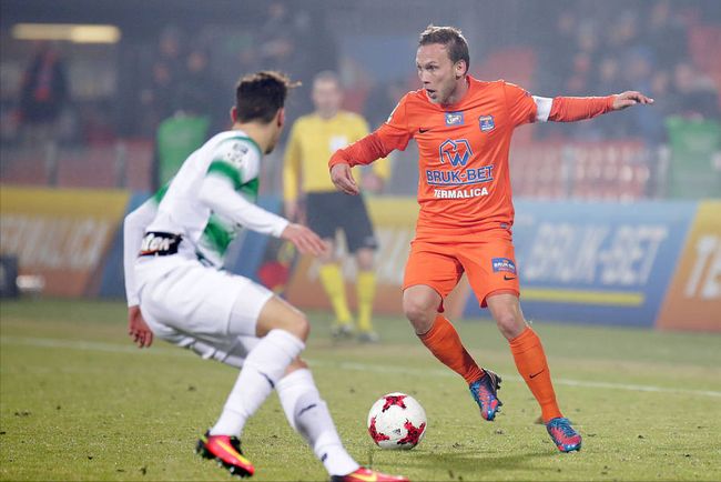 艰苦的对抗 艰苦的对抗